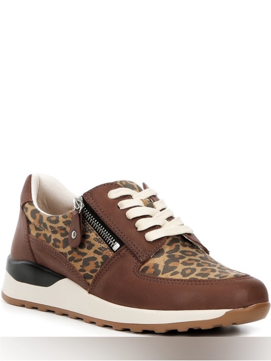 Brioso Shoes - NWT Brioso Mimi Suede Zip Sneakers Sz 6 (no original box)